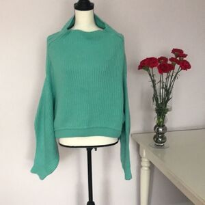 Free People Green Sweater size XS